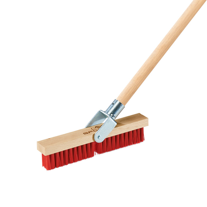 Line broom with movable handle holder, B-stock