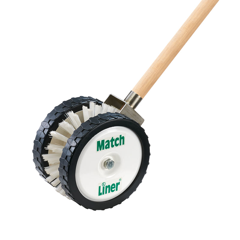 Line sweeper MATCH LINER with brush drive 4 or 5 cm wide